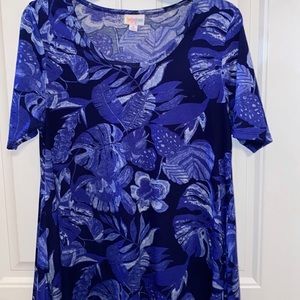 Lularoe Classic Purple Flowered Tunic size M